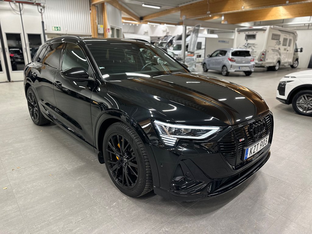 Audi E-Tron 55 quattro S Line Black Edition B-Olufsen Drag