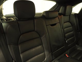 SUV Porsche Macan 10 av 25