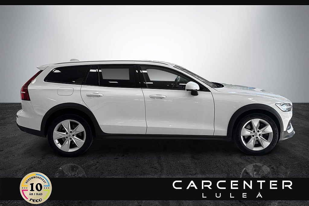 Volvo V60 Cross Country D4 AWD Aut 190hk Kamera/Dvärm/Pilot/CarPlay/Vo