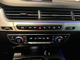 Audi Q7 3.0 TDI V6 Quattro BOSE/Dragkrok/7-sits/Dvärm/MoK – bild 18