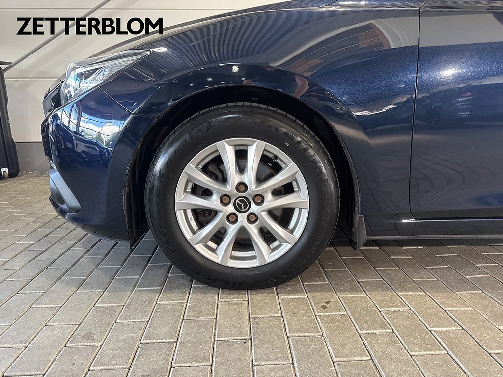 Halvkombi Mazda 3 13 av 15