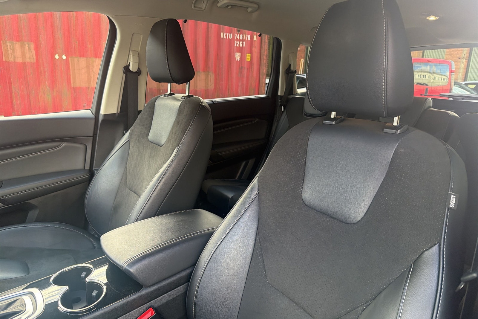 Ford S-Max 2.0 TDCi AWD Powershift Business 7-sits Värmare Carplay 2018 - miniatyr 16