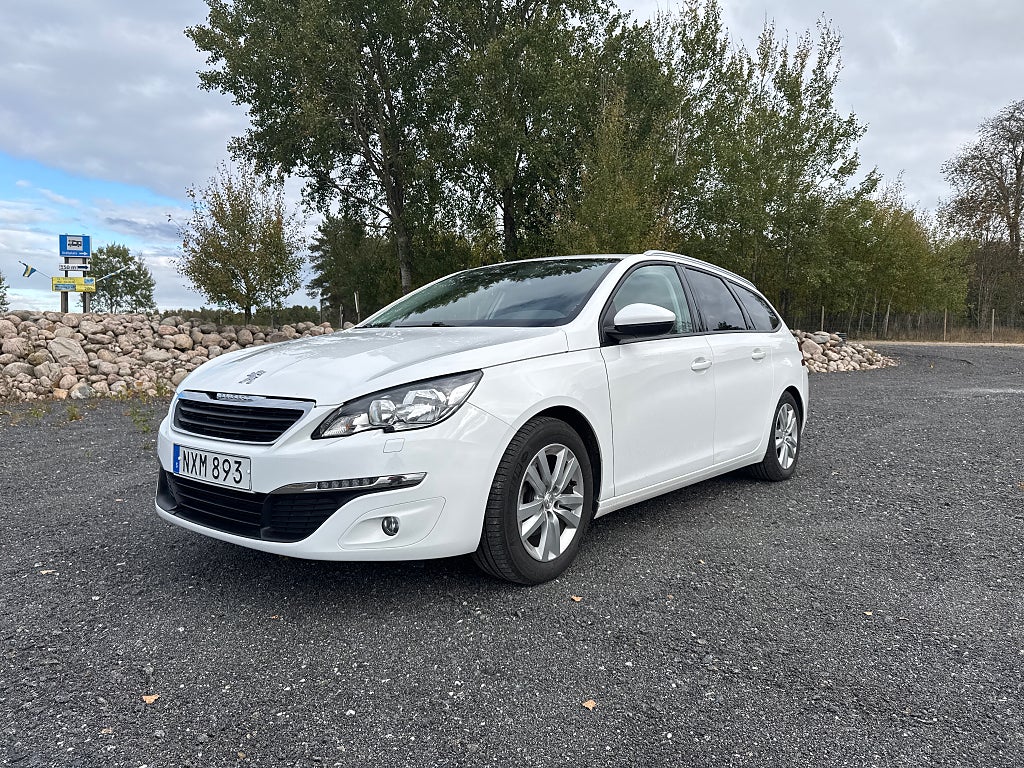 Peugeot 308 1.6 HDi Blue SW Kombi 6-vxl Uttag Aug -17 Active