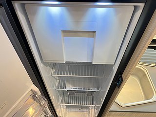 Husbil-halvintegrerad Sun Living S 72 DC / DEMOPRIS 16 av 33