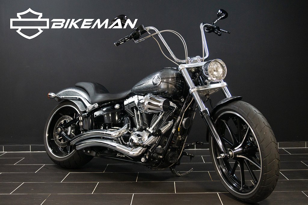 Harley-Davidson Breakout 1600Mil ! V&H ! JUST NU 3,95% !