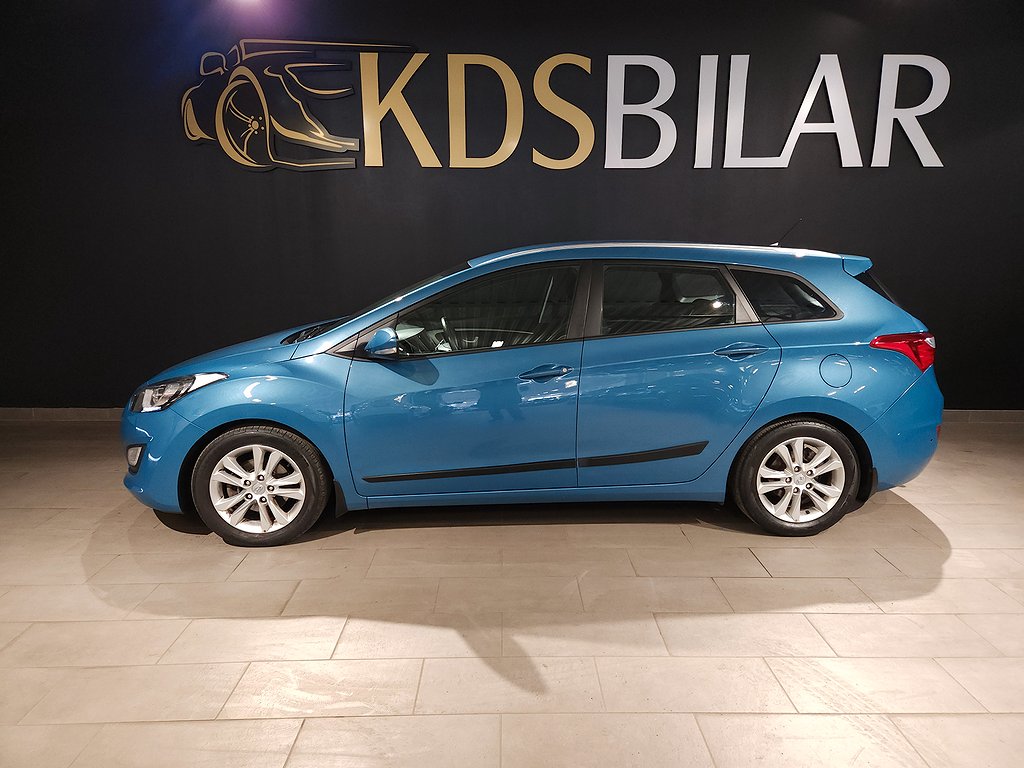 Hyundai i30 CW 1.6 CRDi Kombi 110hk Active | Drag | Nybes