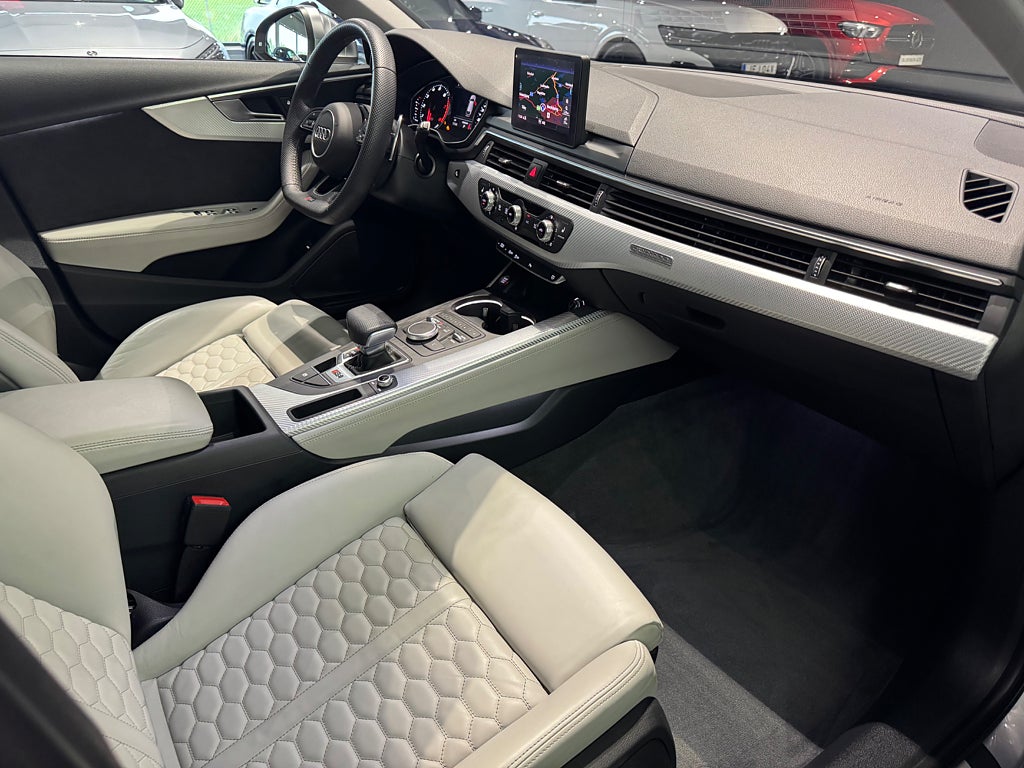 Audi RS4 Avant 2.9 TFSI V6 quattro 450 hk - bild 6