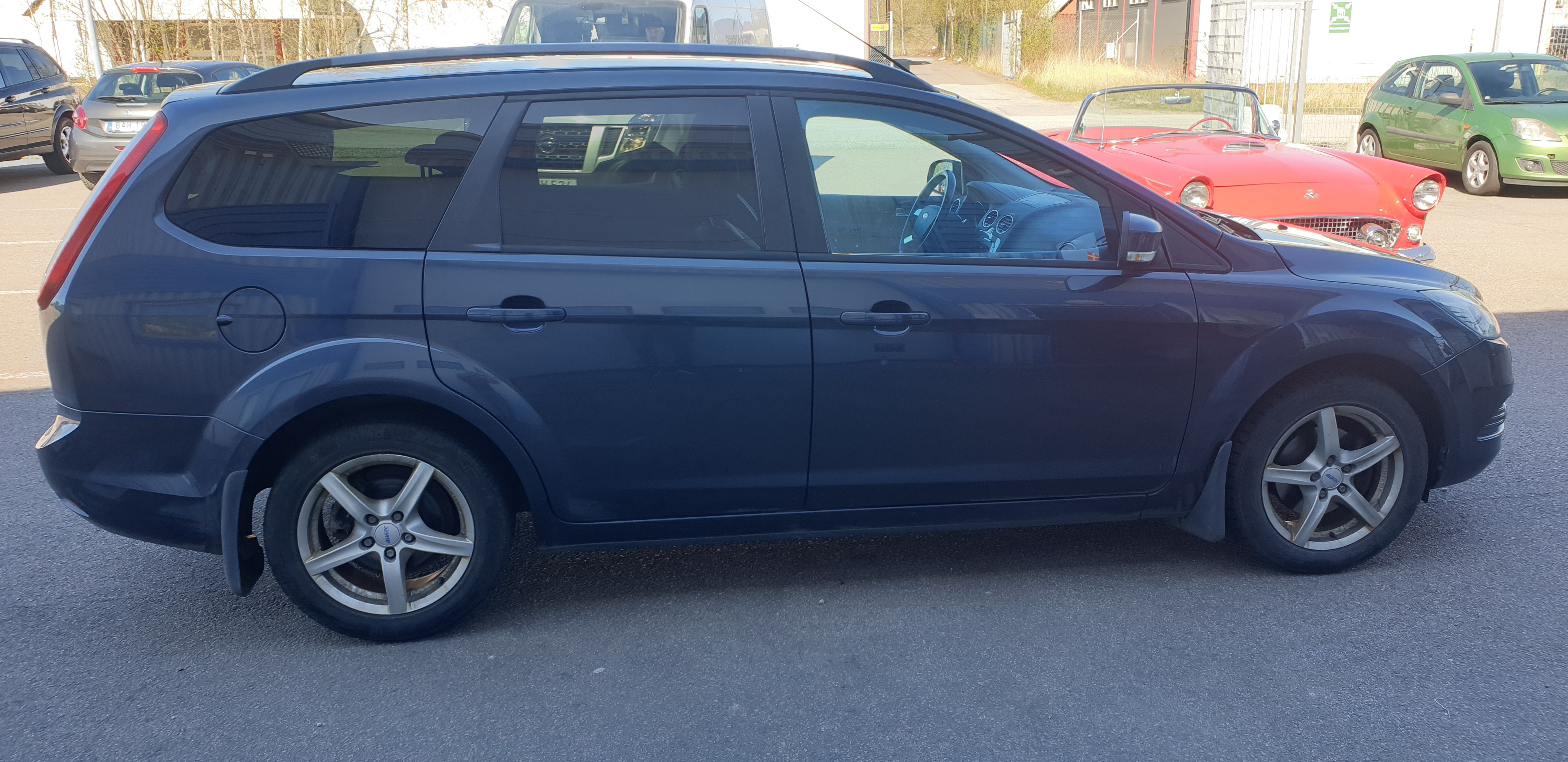 Ford Focus 2010, photo 3/40
