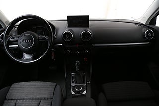 Sedan Audi A3 17 av 22