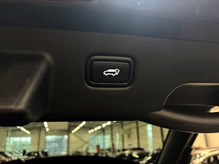 Kia EV6 GT AWD 585 hk S&Vhjul/Taklucka/360/Meridian/HuD/Ambient – bild 18