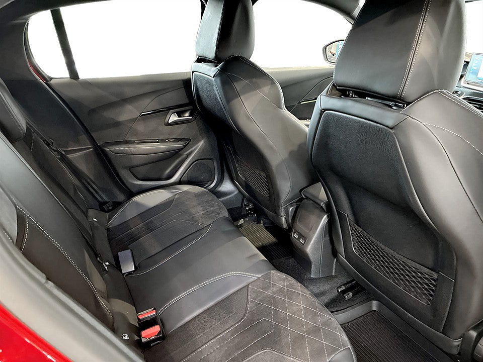Bild på Peugeot E-208 GT Pack 50kWh 136hk Aut B-KAMERA NAVI