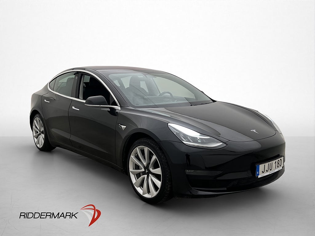 Tesla Model 3 Long Range AWD Svensksåld Autopilot MOMS Drag