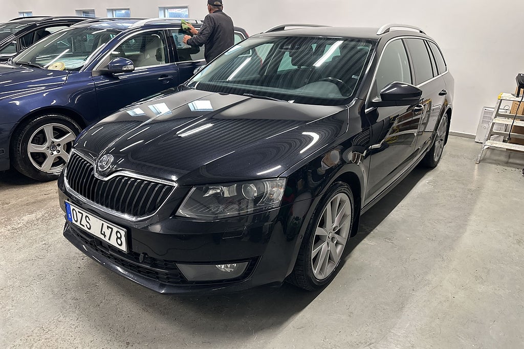 Skoda Octavia Kombi 2.0 TDI 4x4 Elegance Drag