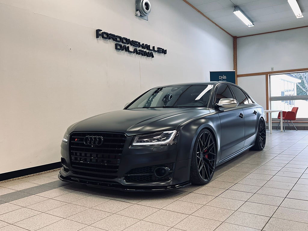 Audi S8 S8 4.0 V8 TFSI quattro 750 HK Massage AKRAPOVIC SE SPEC