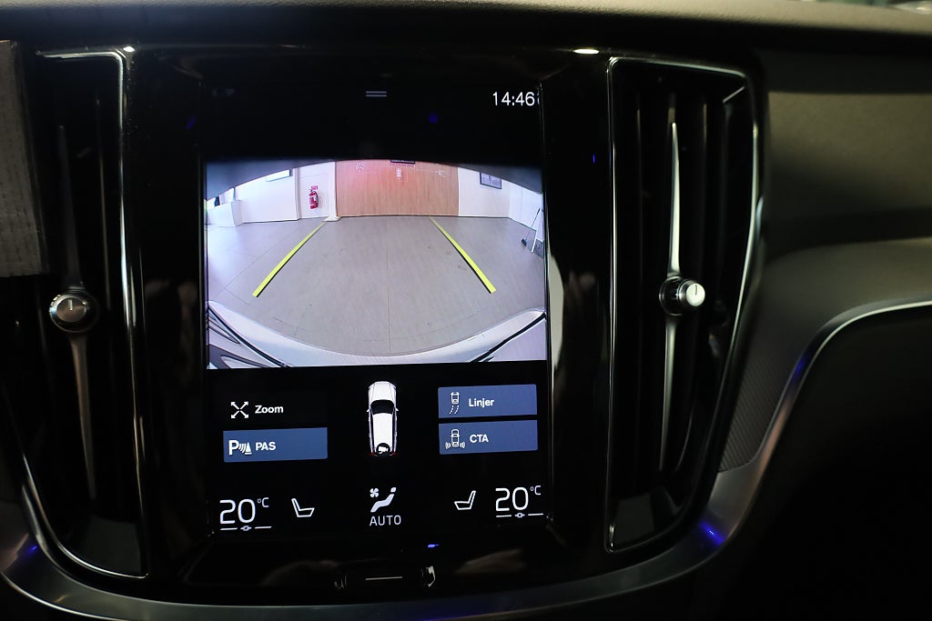 Volvo V60 B4 Geartronic R-Design B&W Navi Kamera VOC CarPlay 2021