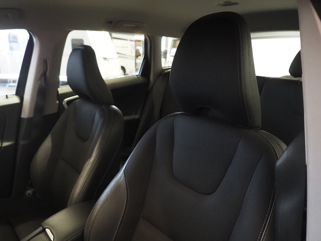 Volvo XC60 D4 190hk Geartronic Momentum | D-värm | 2016