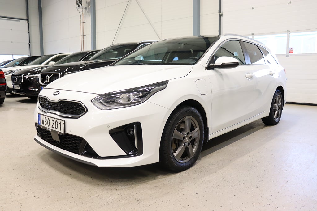 Kia Ceed Sportswagon Plug-in Hybrid Pano Drag Keyless 141hk