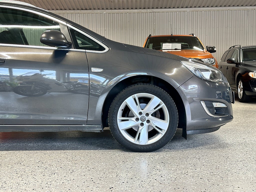 Opel Astra Sports Tourer 1.6 Sport Euro 5 Nyservad Kamrem Bytt