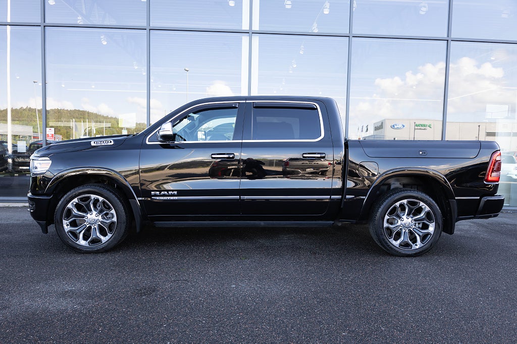 RAM 1500 Crew Cab 5.7 V8 HEMI Limited Rambox Multilucka BAKFlip