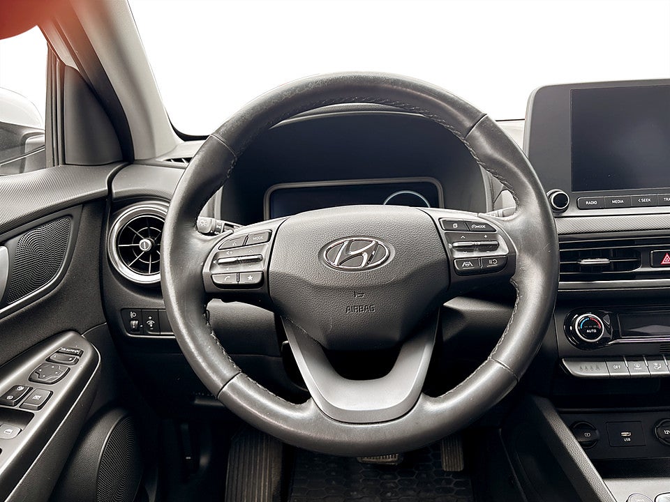 Bild på Hyundai Kona Essential 1.0 T-GDI 120hk Aut B-KAMERA CARPLAY
