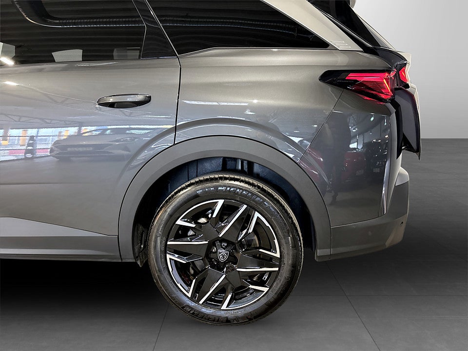 Bild på Peugeot 5008 GT Hybrid 1.2 PT 145hk Aut KAMPANJRÄNTA 3,99%