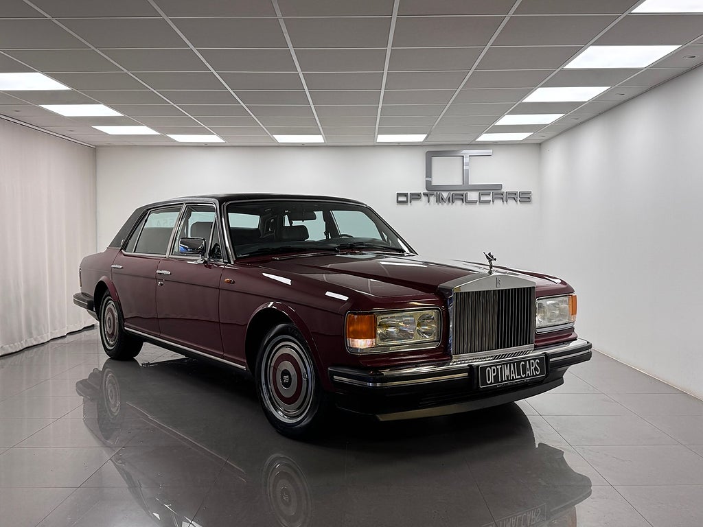Rolls-Royce Silver Spur Classic V8 Lågmil Full-historik Unik