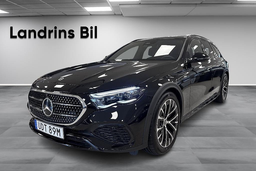 Mercedes-Benz E 300 de 4MATIC All-Terrain / AMG / Krok / Moms