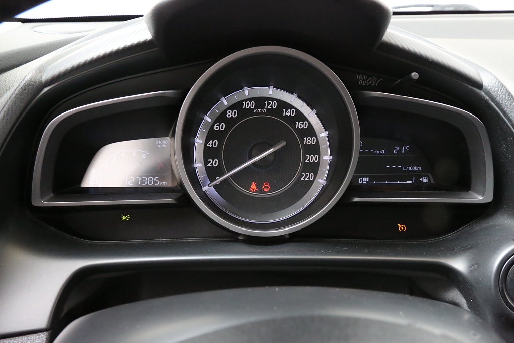 Mazda 2 1,5 SKYACTIV-G 90hk Core 5-dörrar 2015