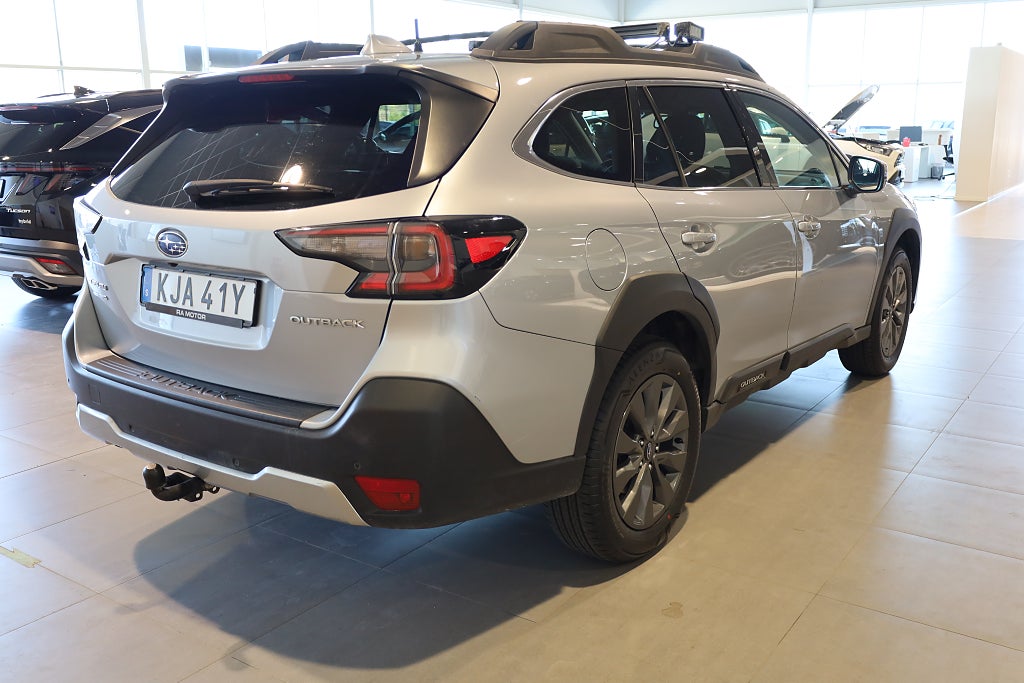 Subaru Outback 2,5i 169hk 4WD XFuel Limited AWD Aut Skinn Drag Värmare 2023