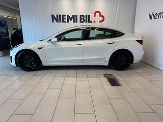 Tesla Model 3 Long Range AWD 440hk/360°Kamera/Pano/Navi/S&V
