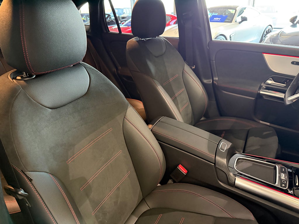 Mercedes-Benz GLA 200 AMG Drag Premium Burmester - bild 11