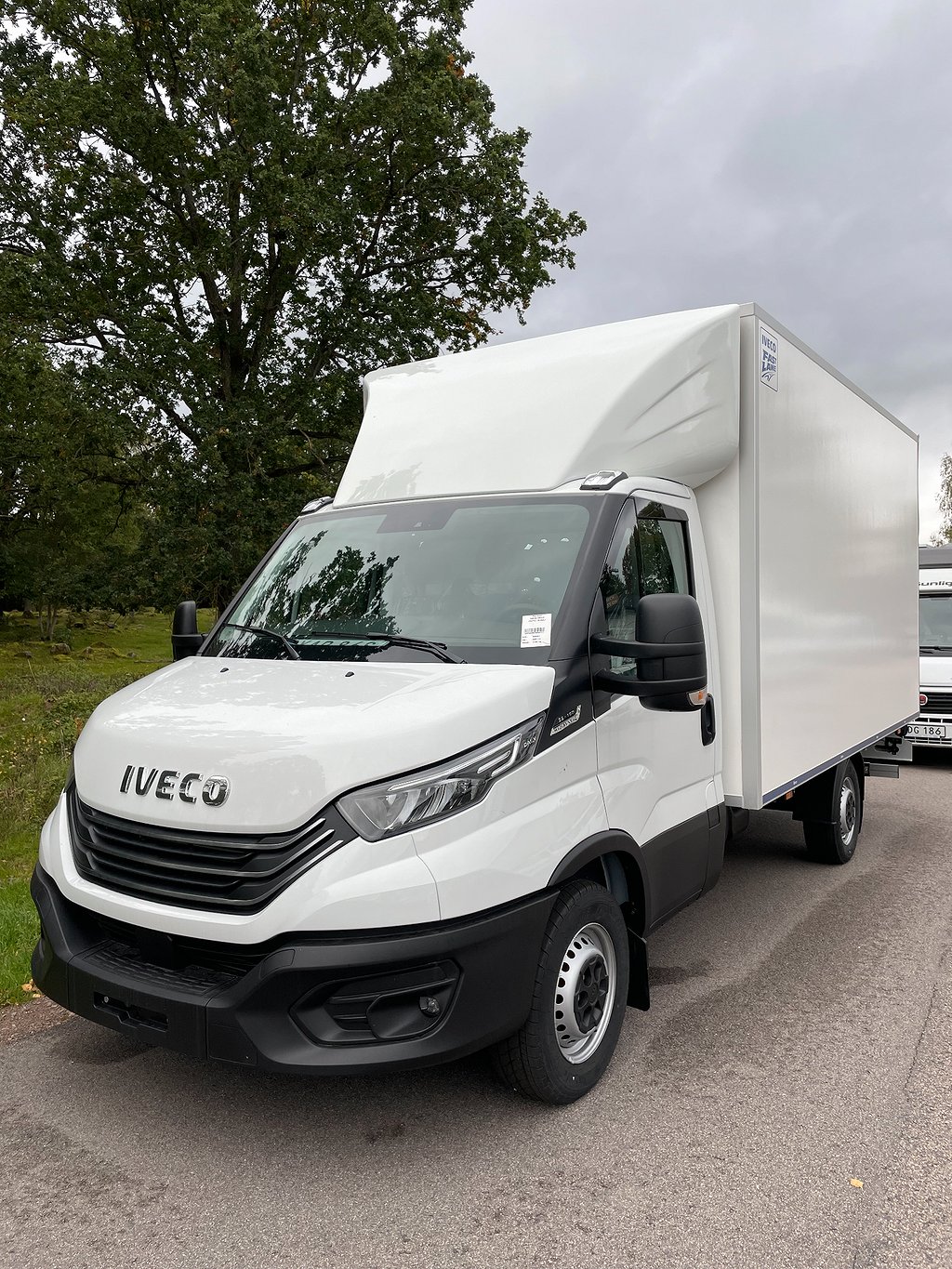 Iveco Daily Chassi m Skåp & Lift  Diesel 156hk