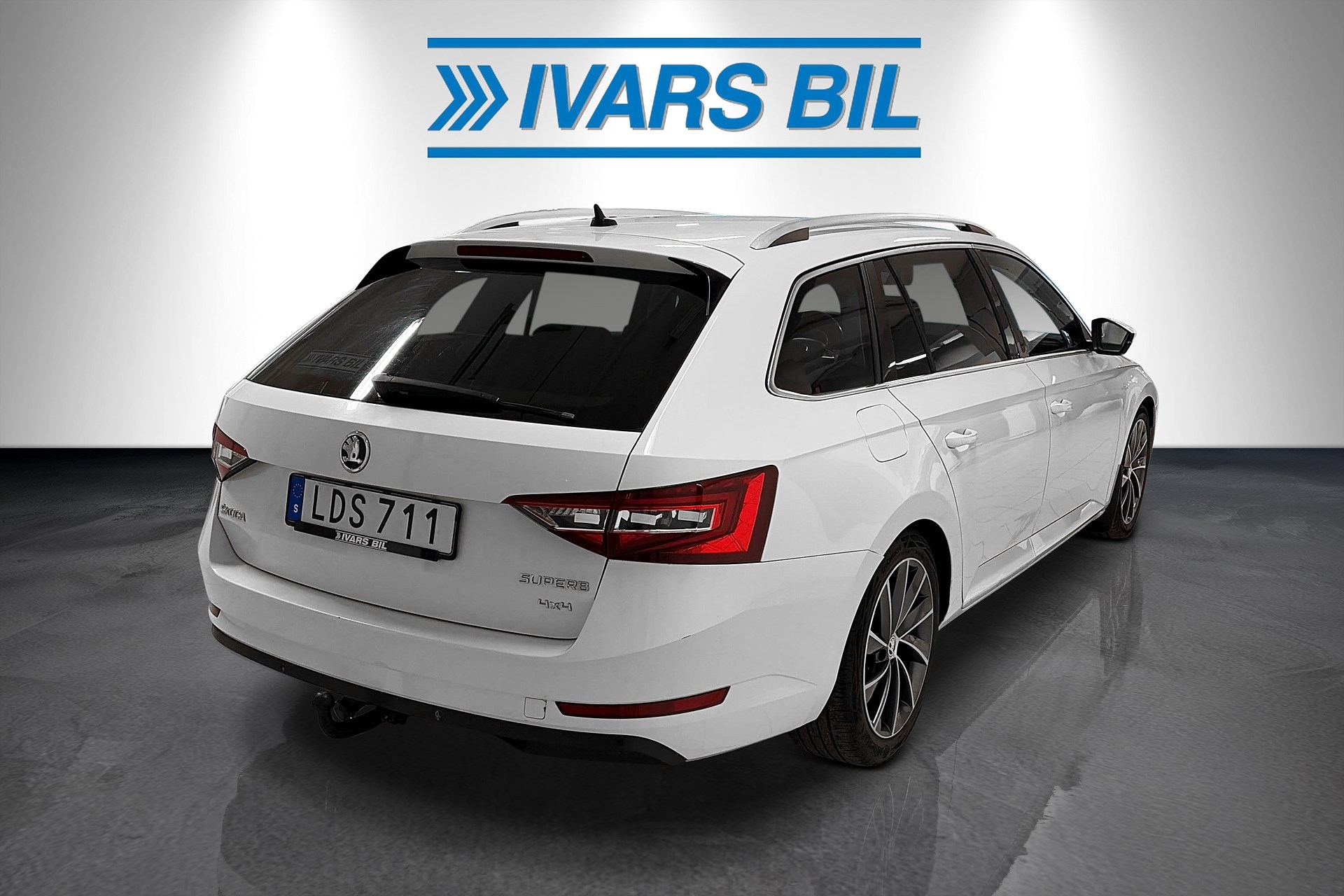 Skoda Superb 4x4 2.0 tdi DSG L&K 2016, bild 3/42