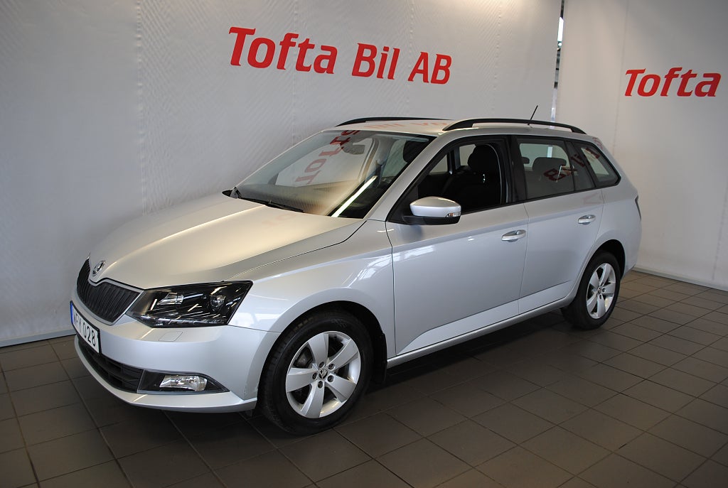 Skoda Fabia Combi 90 Hk  Style 8200 Mil 0:- Kontant