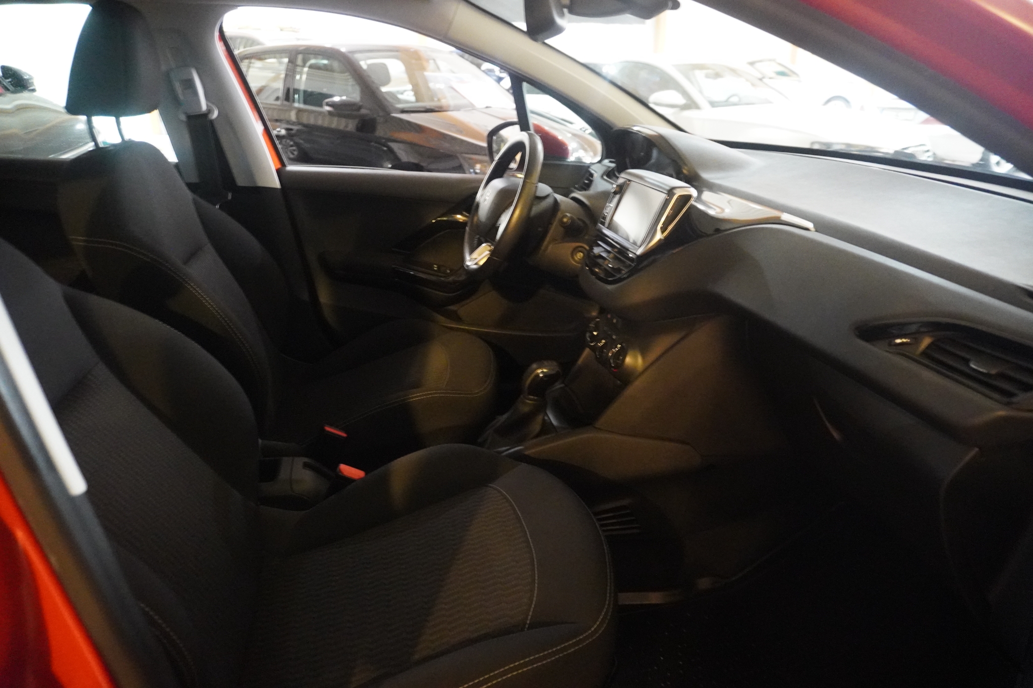 Peugeot 208 2018, bild 7/10
