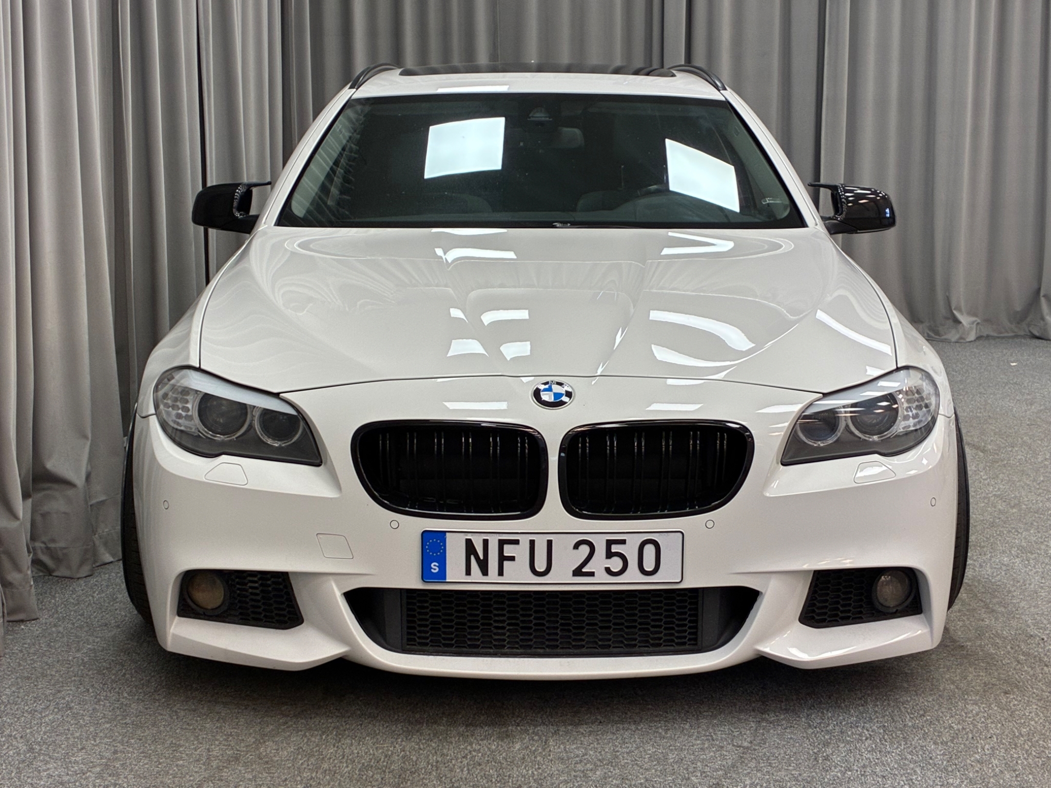 BMW 530 2013, bild 2/37