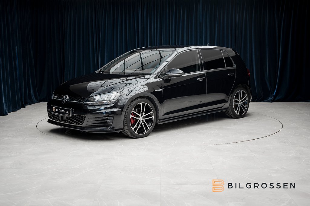 Volkswagen Golf GTD 2.0 TDI 184hk D-värmare B-kamera Adaptiv