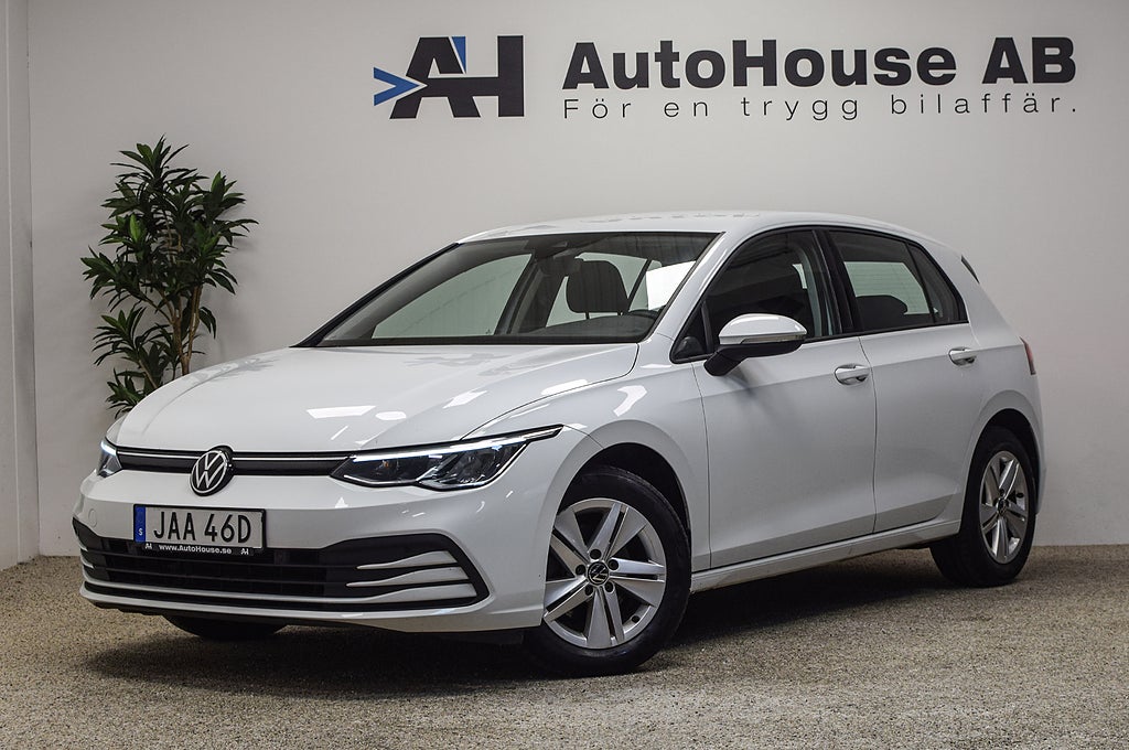 Volkswagen Golf 1.0 eTSI Mildhybrid P-sensorer Garanti