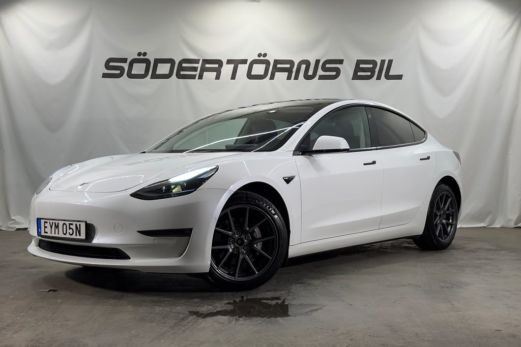 Tesla Model 3 Long Range AWD AUTOPILOT PANO DRAG MOMSBIL