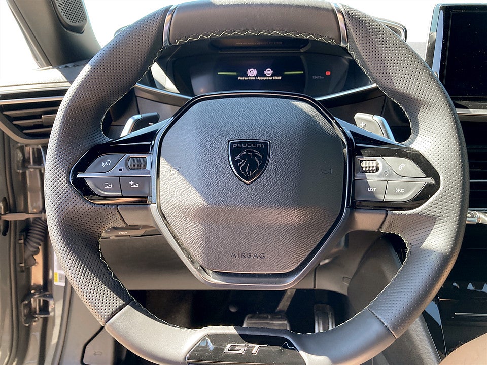 Bild på Peugeot 2008 GT 1.2 PT 130hk Aut B-KAMERA CARPLAY