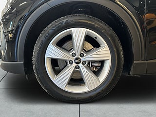 Audi Q4 35 e-tron Proline S&V-hjul/Carplay/Pvärm/Dragkrok/MOMS