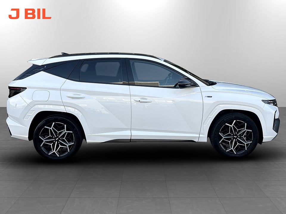 Bild på Hyundai Tucson N-Line PHEV 265hk Aut 4WD ELSTOL B-KAMERA NAVI