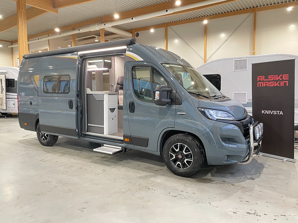 Ci Kyro Duo XL Elite / Truma Diesel / Höj och sänkbarsäng / Solcell