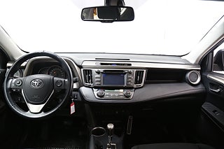 SUV Toyota RAV4 18 av 25