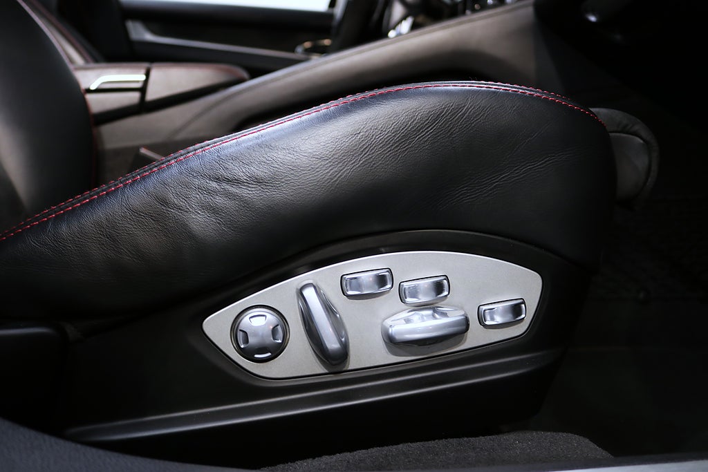 Porsche Panamera 2015 - miniatyr 15