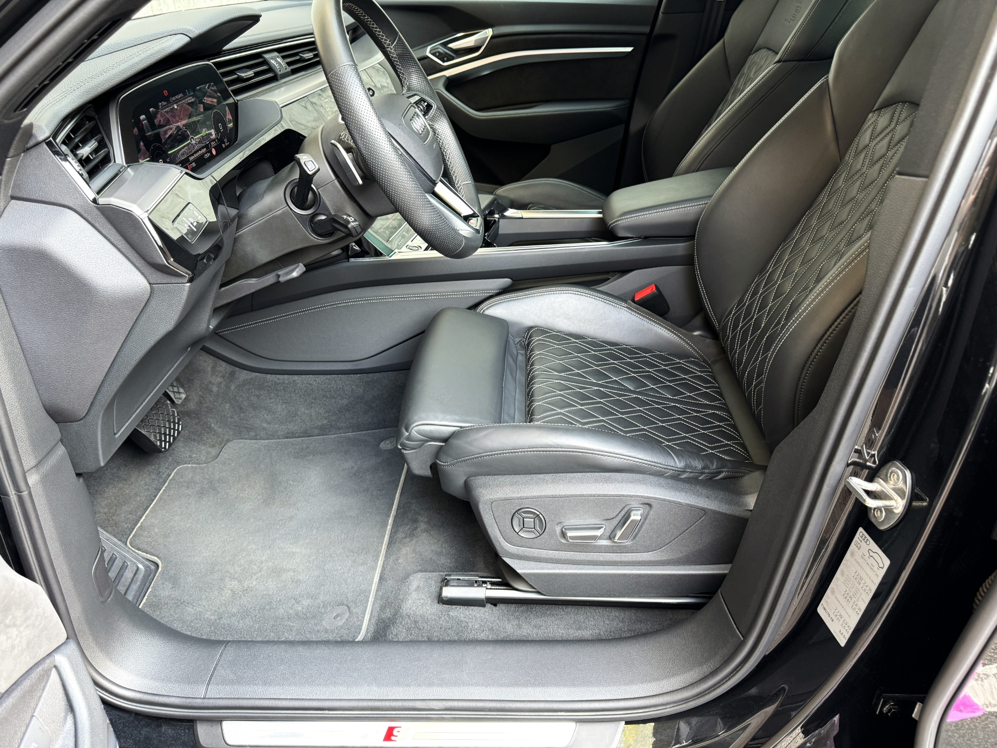 Audi e-tron 2021, bild 4/31