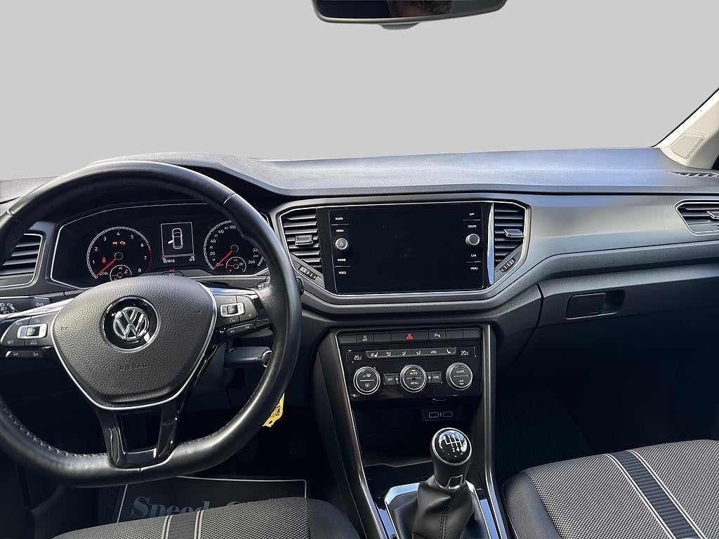 Volkswagen T-Roc 2018 - miniatyr 8