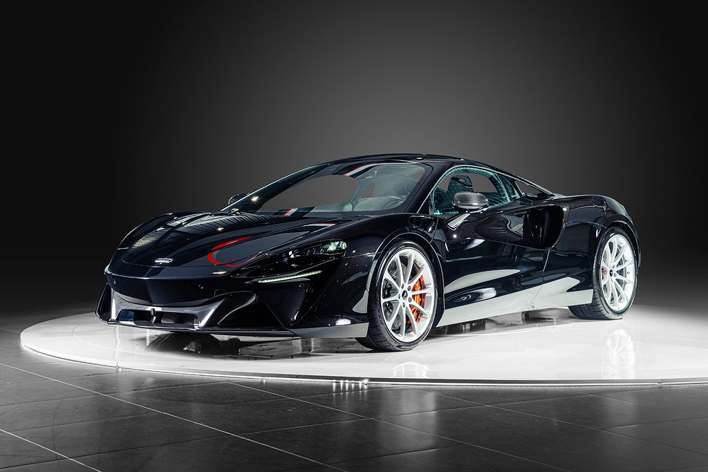 McLaren Artura / MSO Carbon Pack / 700HP