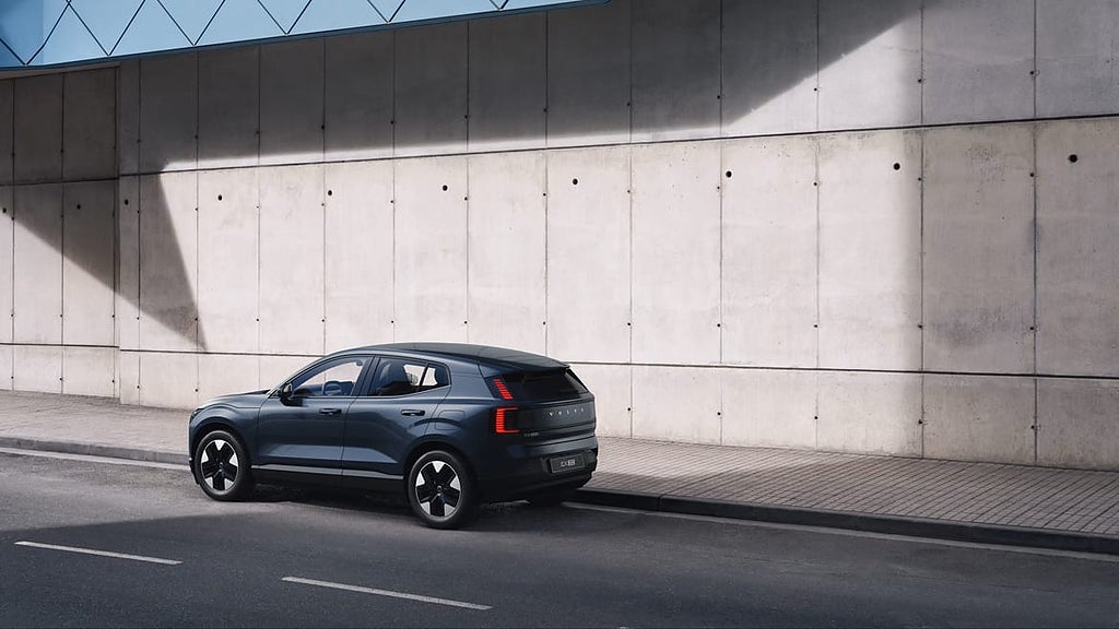 Volvo EX30 P5 Long Range Core-Privatleasing 3790kr/mån