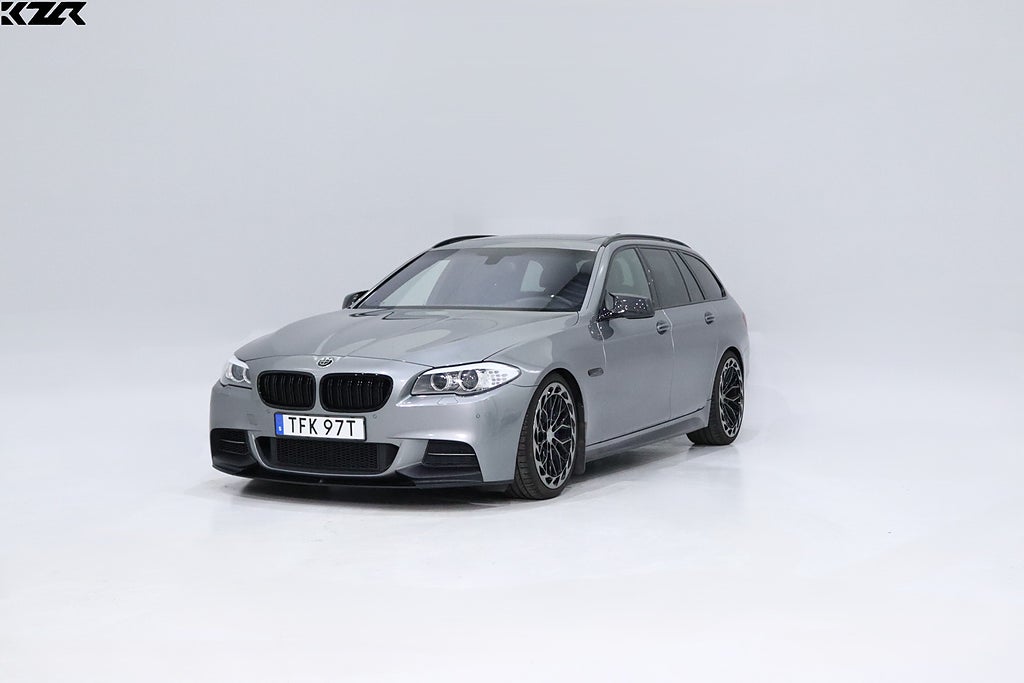 BMW M550 d xDrive MAX UTRUSTAD BLICKFÅNGARE VÄRMARE 20" 381HK